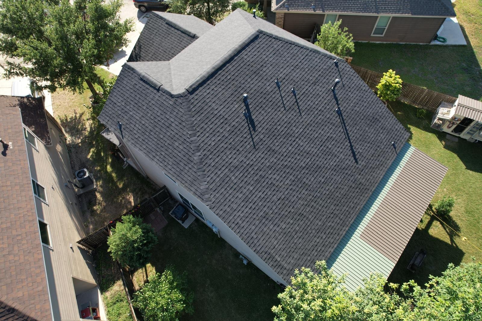 Roofing and framing experts